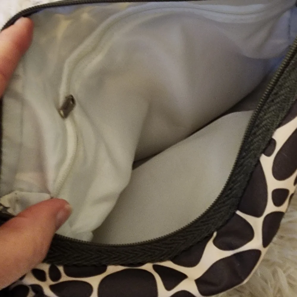 Lesportsac stylish versatile